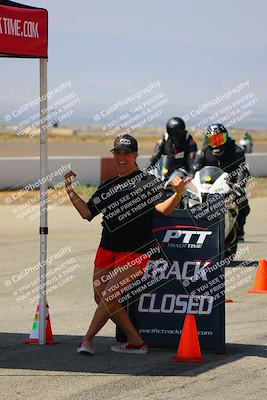 media/Sep-11-2022-Pacific Track Time (Sun) [[cf3de93db2]]/Around the Pits/